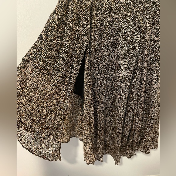 ASTR - Sable One Shoulder Animal Print Dress - Picture 6 of 6